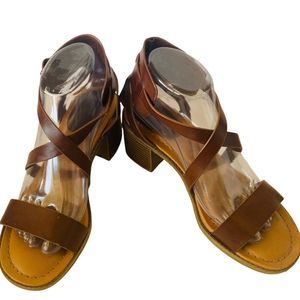 Mia Laney Strappy Block Heel Sandal Brown Buckle Open Toe Size 8.5M